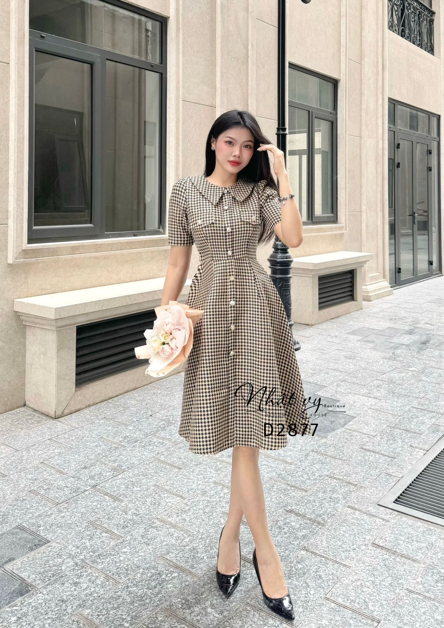 Đầm cổ tròn bèo đính cúc kiểu form dáng xoè - D2877