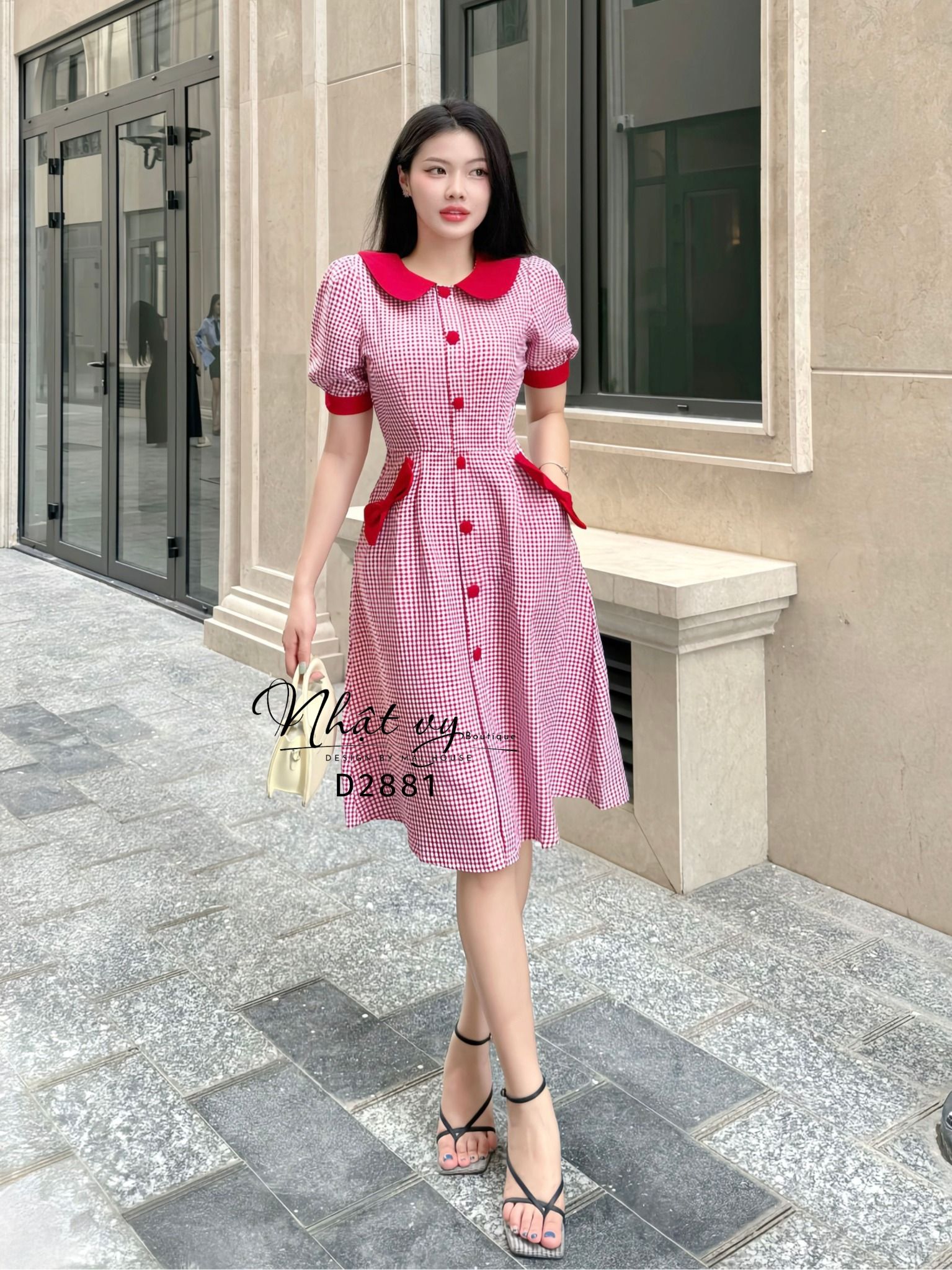 Đầm caro cổ tròn bèo đính nơ bên túi - D2881