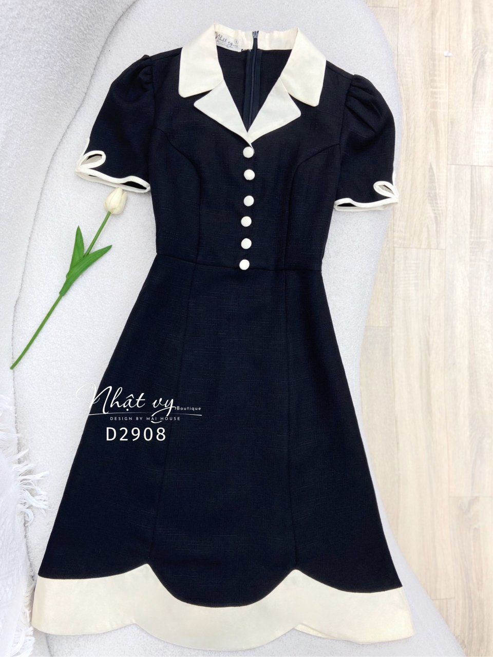 Đầm cổ vest đính cúc bọc phối viền kiểu - D2908