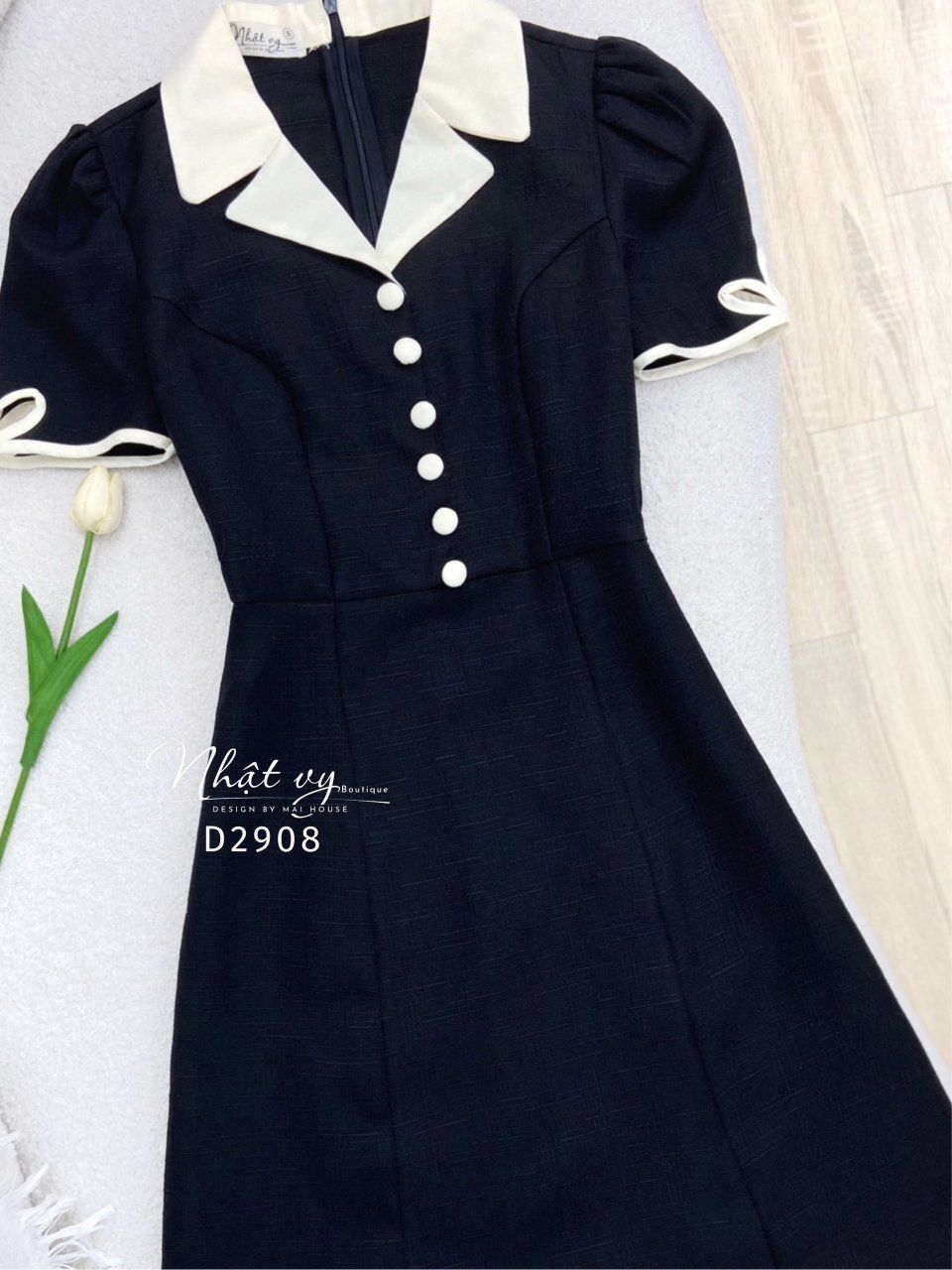 Đầm cổ vest đính cúc bọc phối viền kiểu - D2908