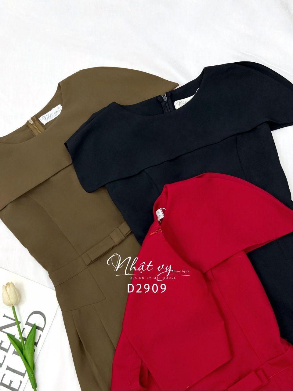 Đầm cổ thuyền dáng ôm đính nơ - D2909