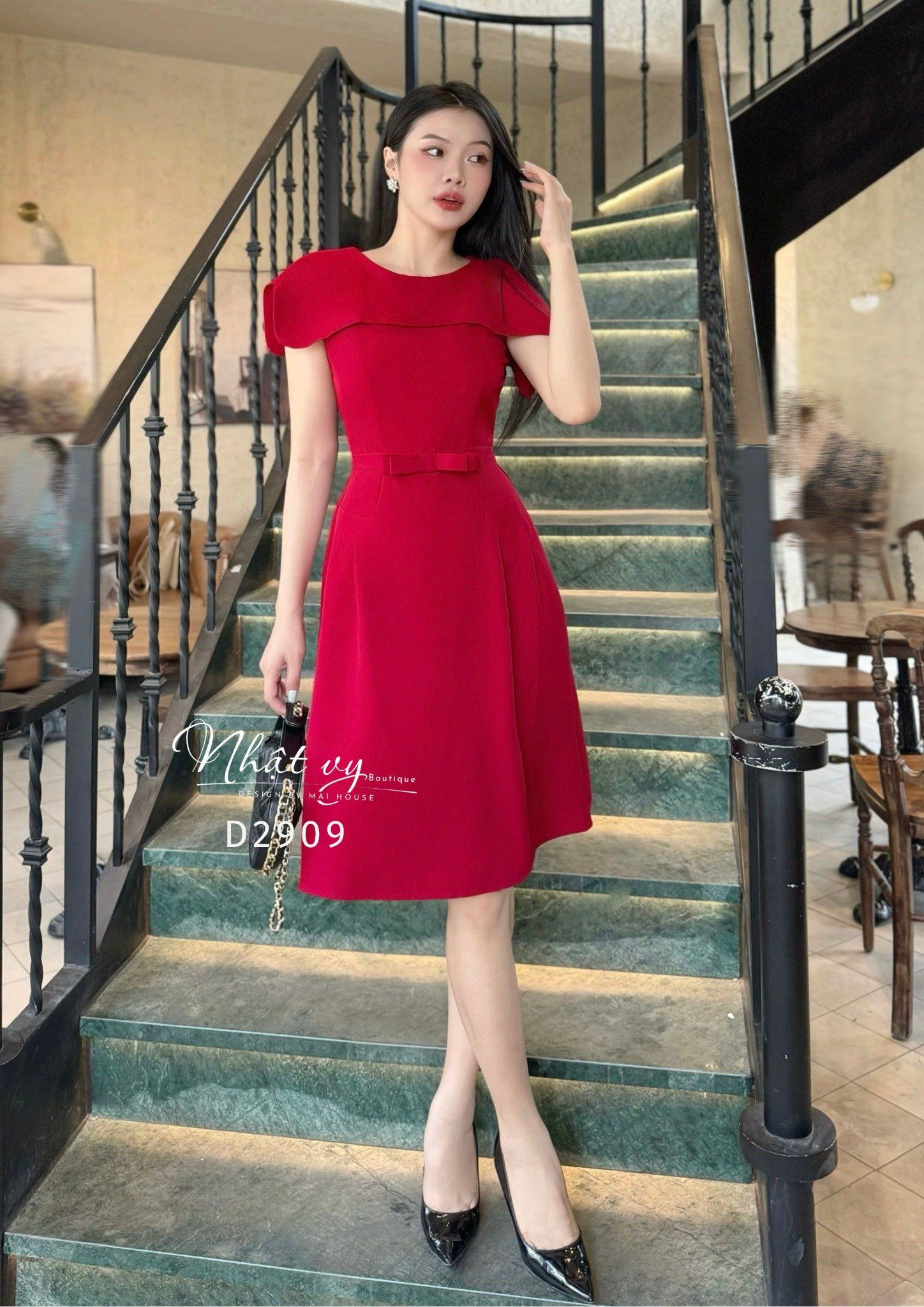 Đầm cổ thuyền dáng ôm đính nơ - D2909