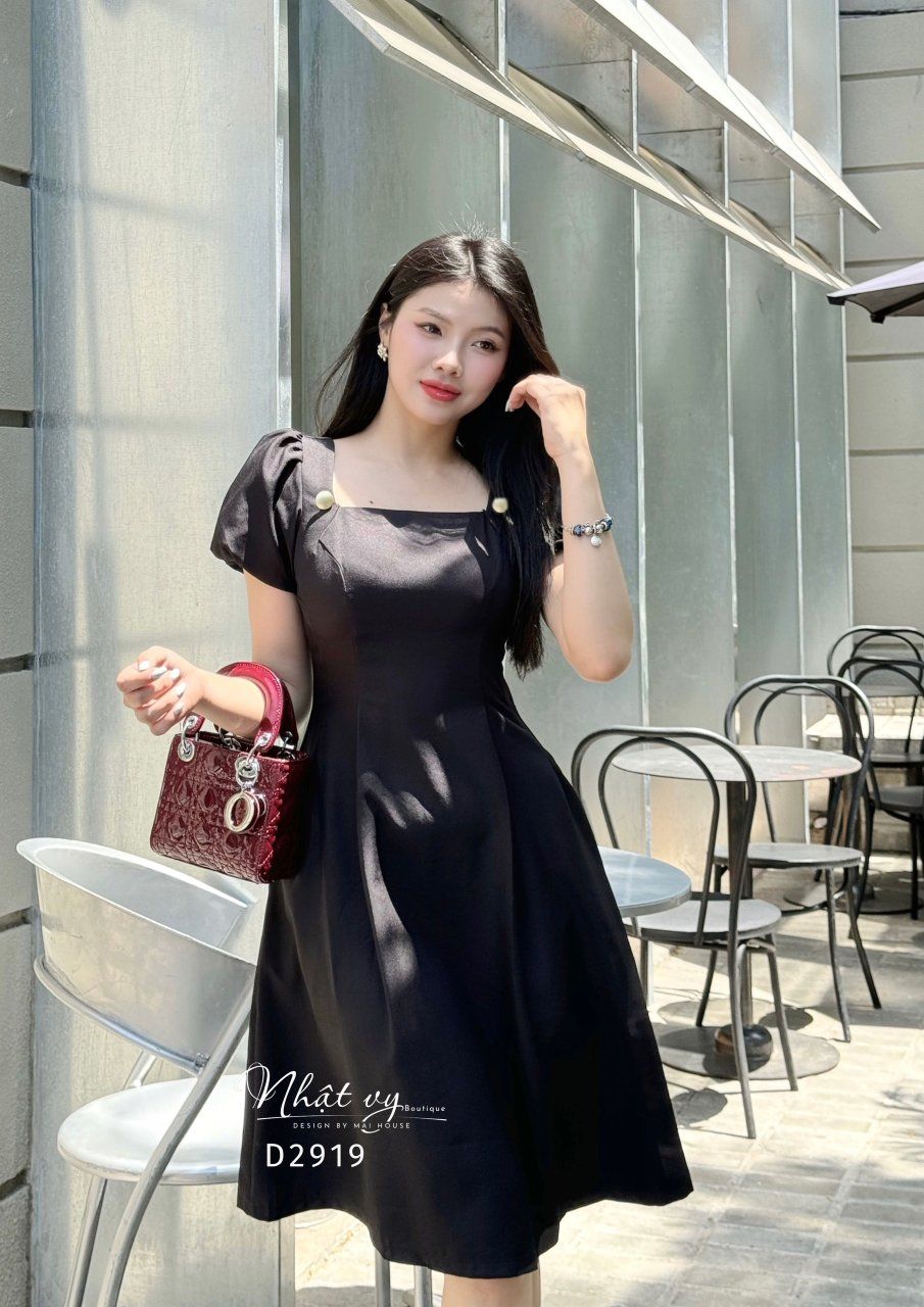 Đầm cổ vuông tay bí form dáng xoè - D2919