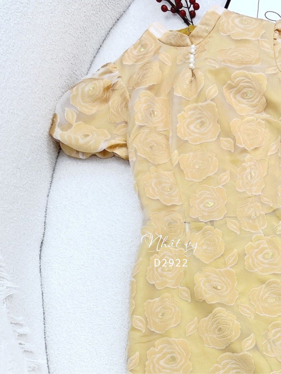 Áo dài cổ tàu đính ngọc tay bí - D2922