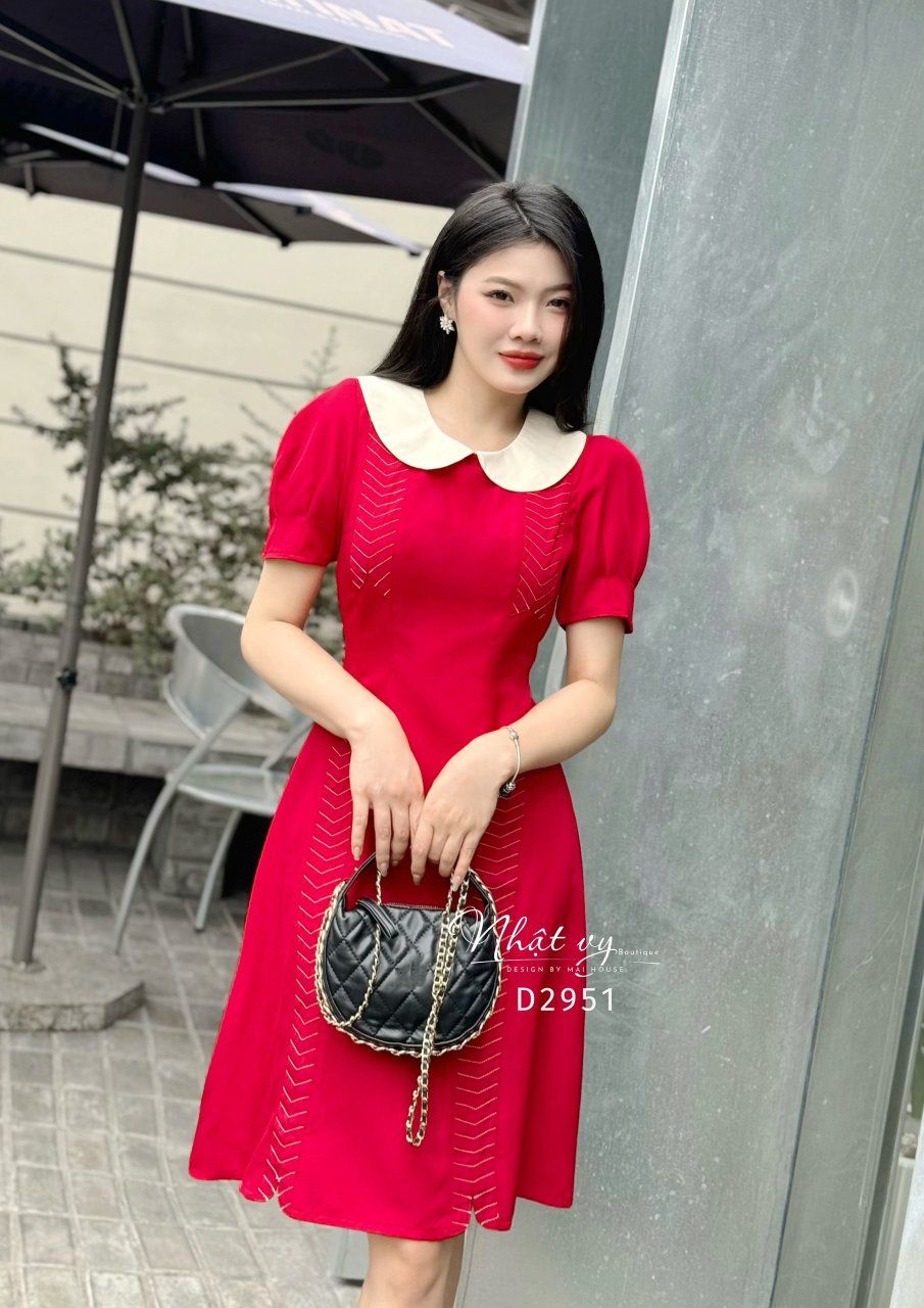 Đầm viền chỉ cách điệu cổ tròn phối bèo cổ - D2951