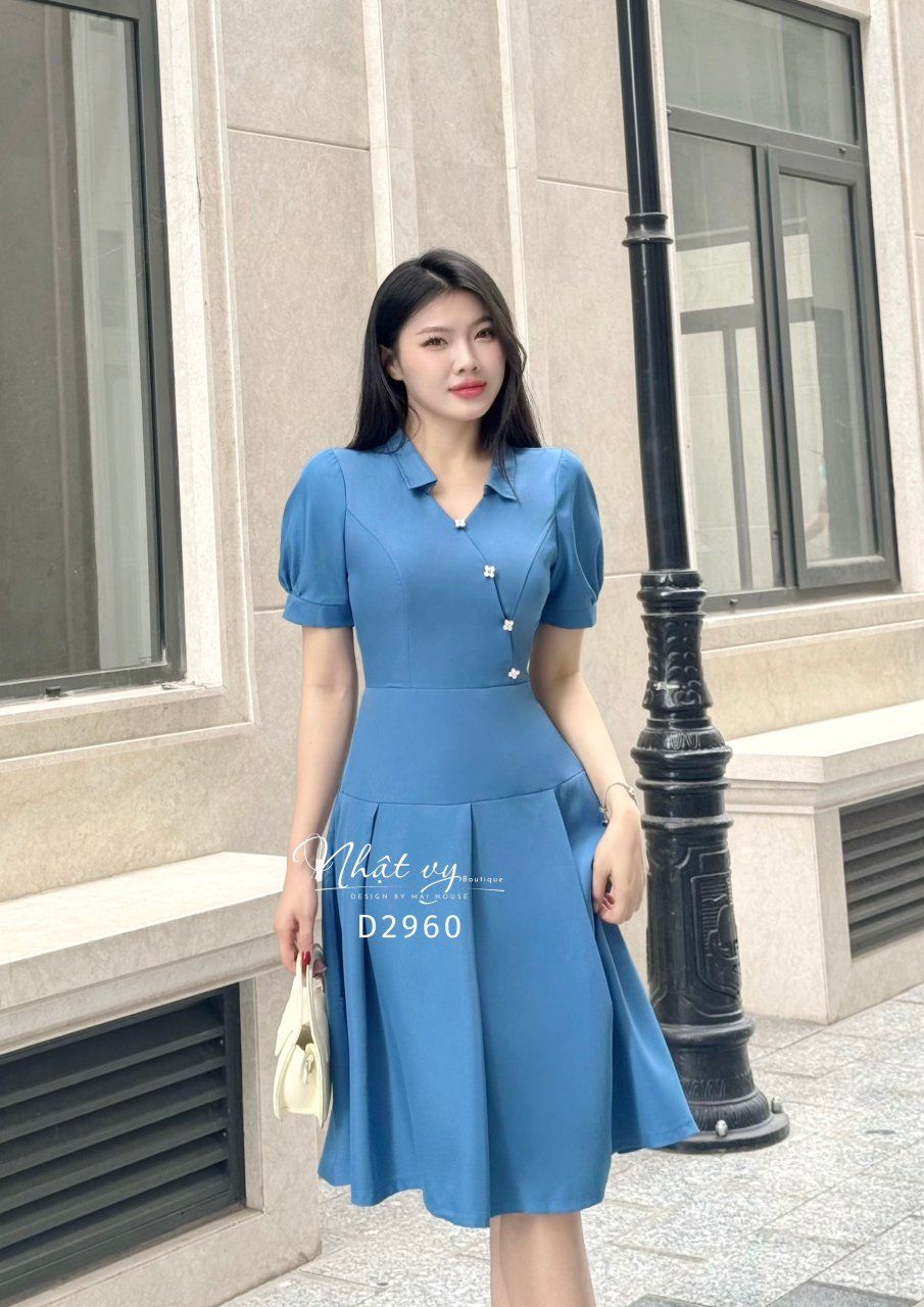 Đầm cổ sơ mi cách điệu dáng ôm đính cúc giả - D2960