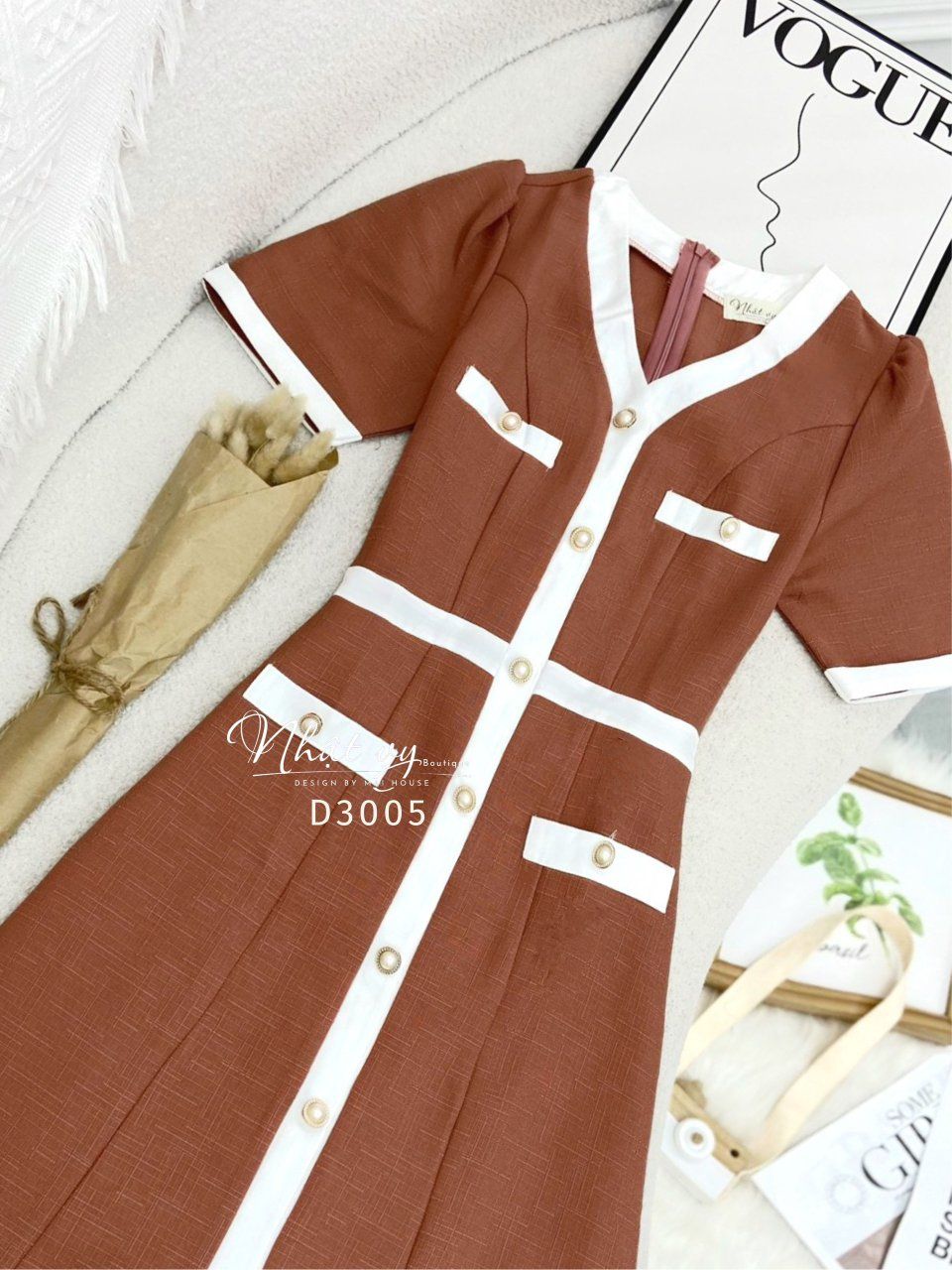 Đầm cổ tim dáng ôm phối viền đính nút kiểu - D3005