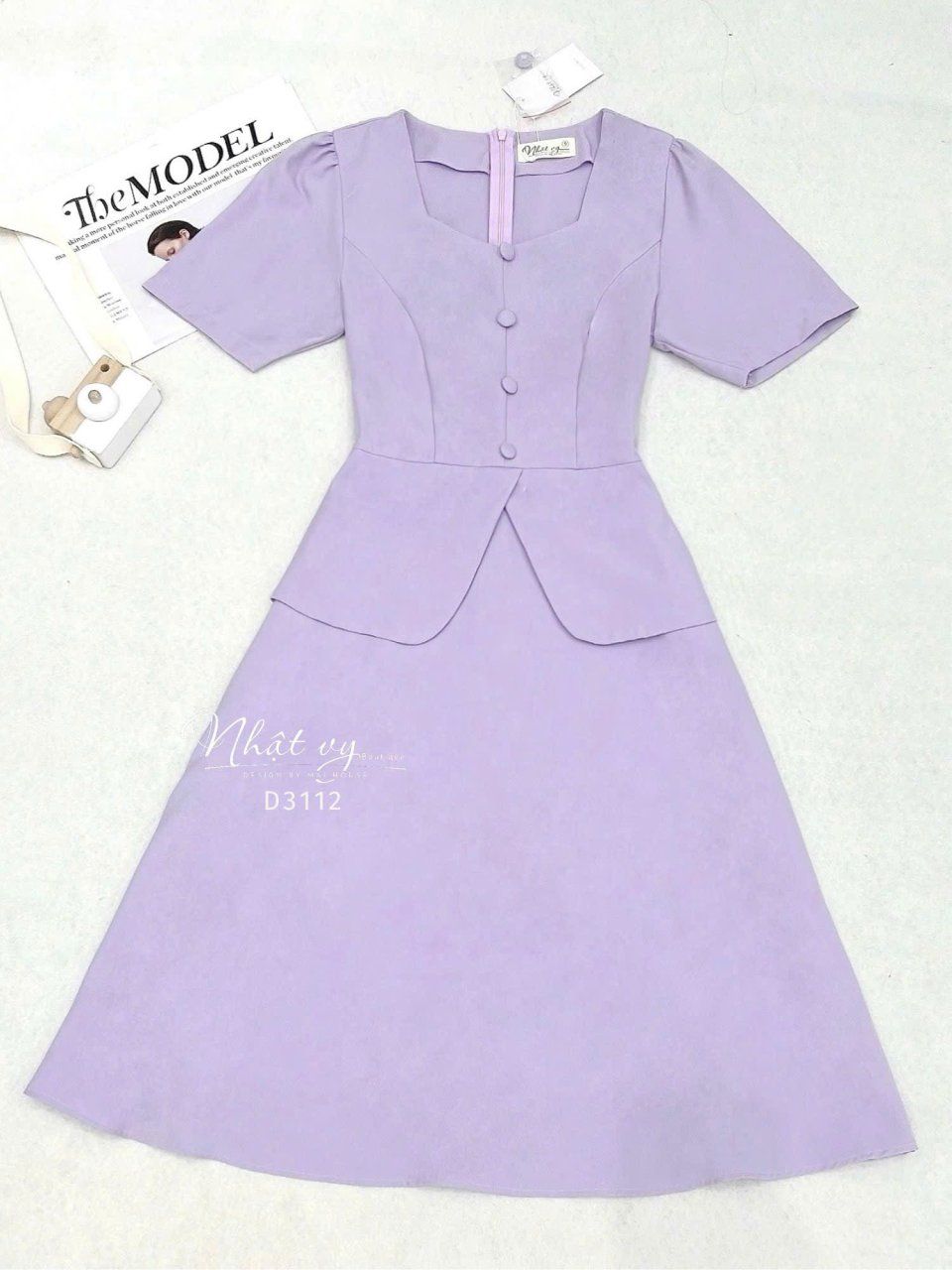 Đầm peplum cổ vuông đính nút kiểu - D3112