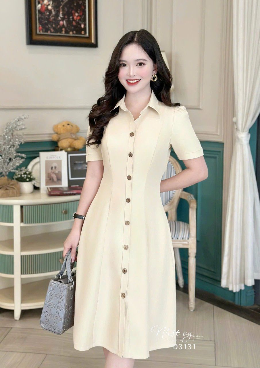 Đầm cổ sơ mi form dáng ôm cài cúc gỗ - D3131