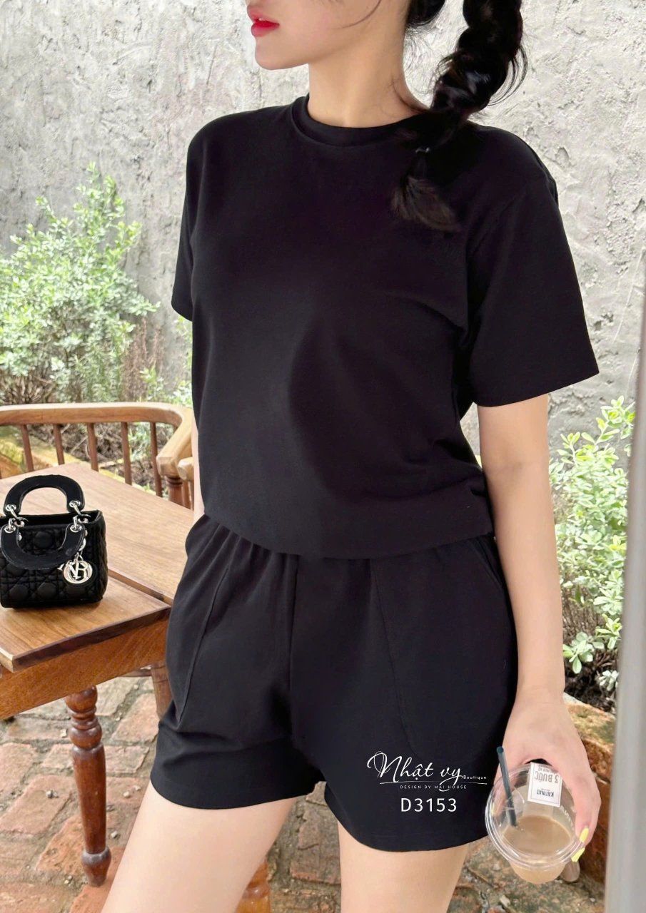 Set bộ đùi trơn cổ tròn - D3153