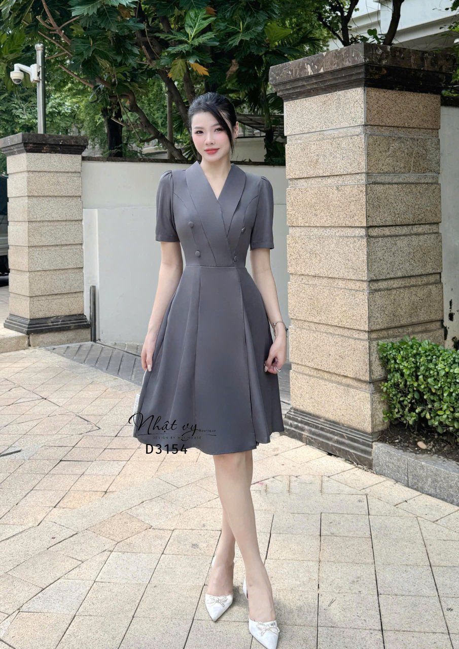Đầm cổ vest đính nút bọc form dáng xoè - D3154