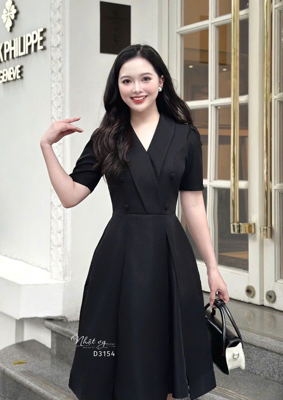 Đầm cổ vest đính nút bọc form dáng xoè - D3154