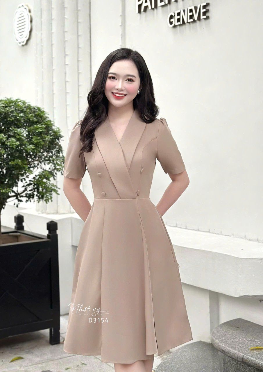 Đầm cổ vest đính nút bọc form dáng xoè - D3154