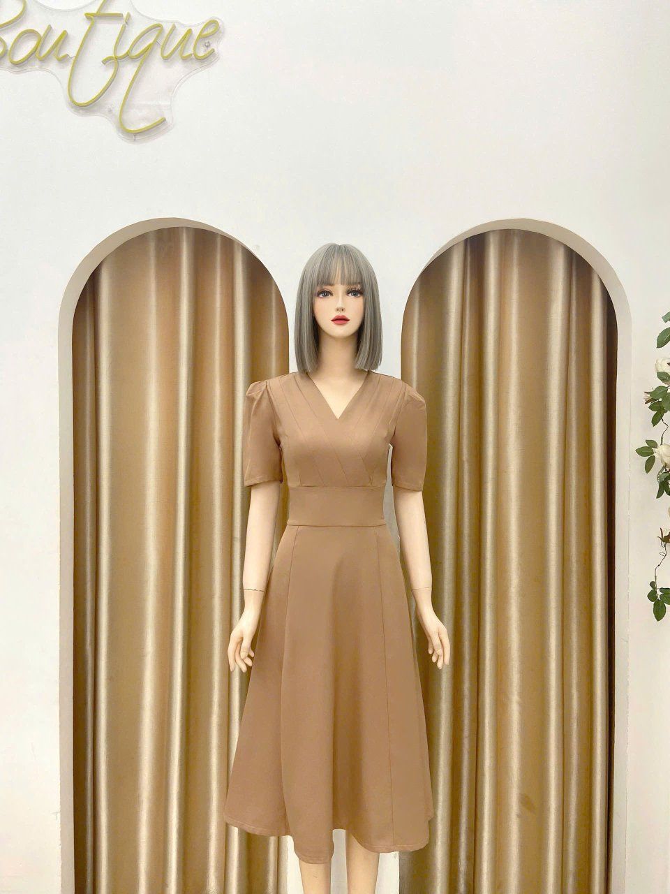 Đầm cổ V xếp ly tay nhún kiểu form dáng xòe - D3169