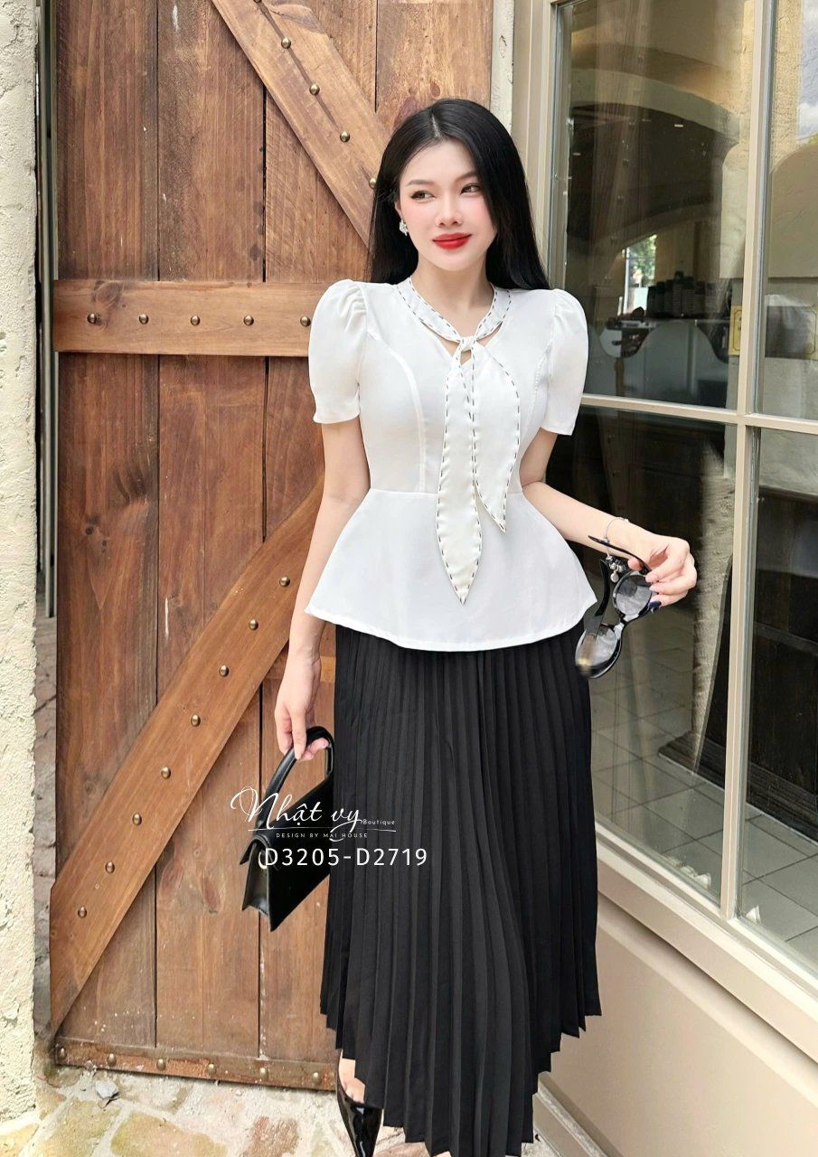 Áo peplum cổ tim thắt nơ viền chỉ nổi - D3205