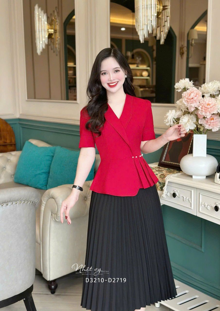 Áo peplum xếp ly đính hạt ngọc - D3210