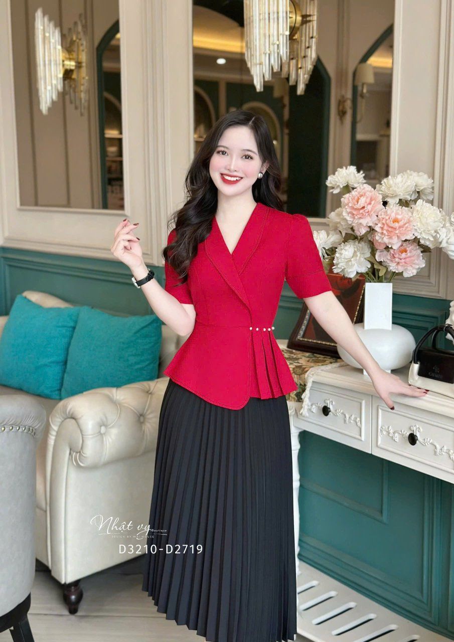 Áo peplum xếp ly đính hạt ngọc - D3210