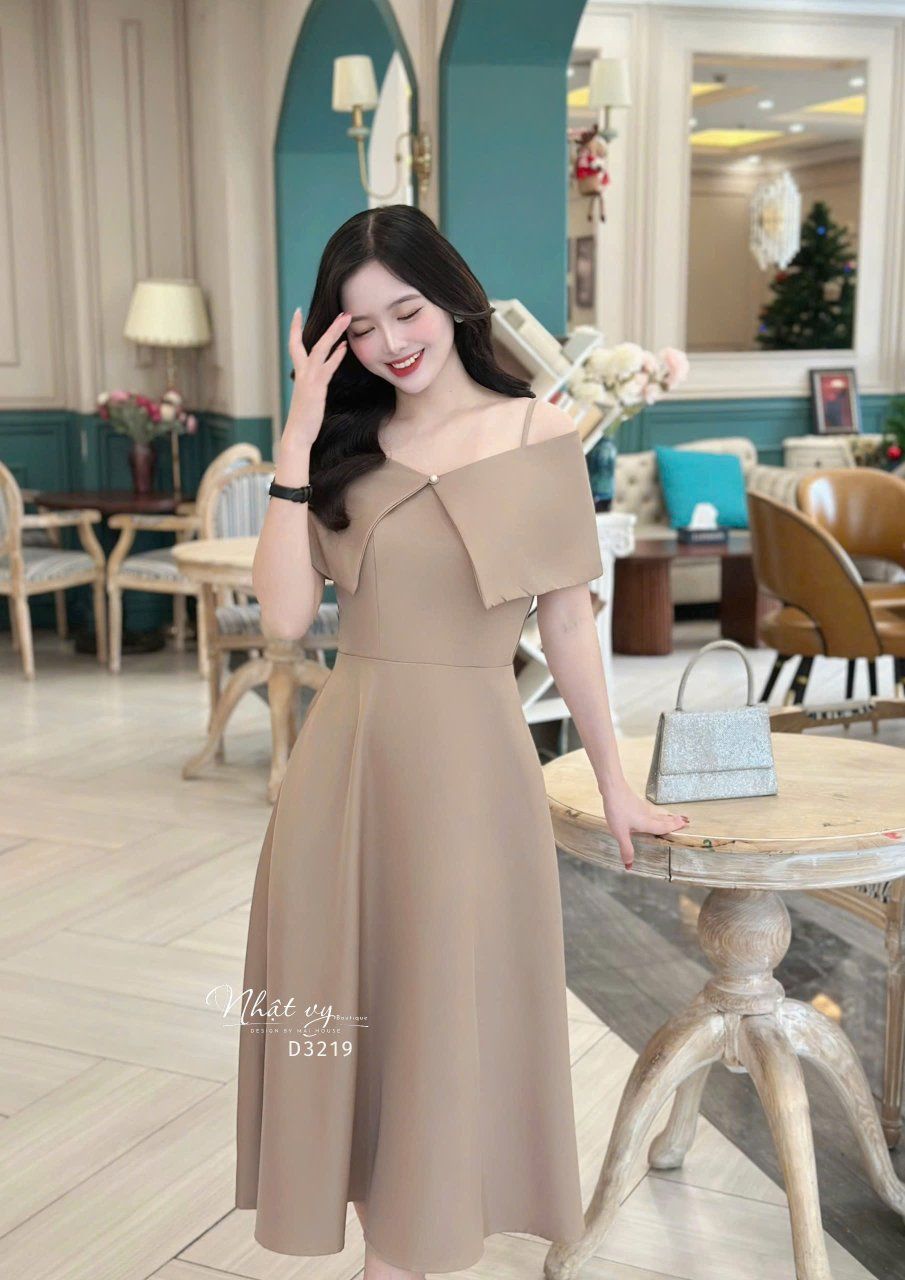 Set đầm 2 dây dáng xoè kèm áo khoác trễ vai - D3219