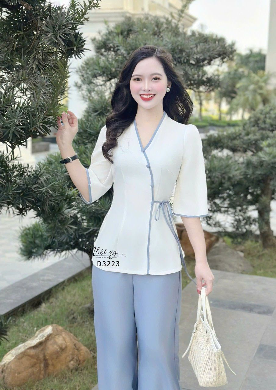 Set đồ lam cổ V cột dây eo - D3223