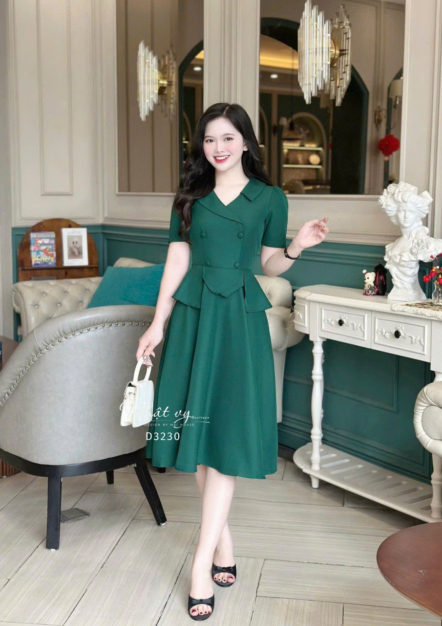 Đầm cổ V bèo cách điệu đính nút bọc form dáng xoè - D3230