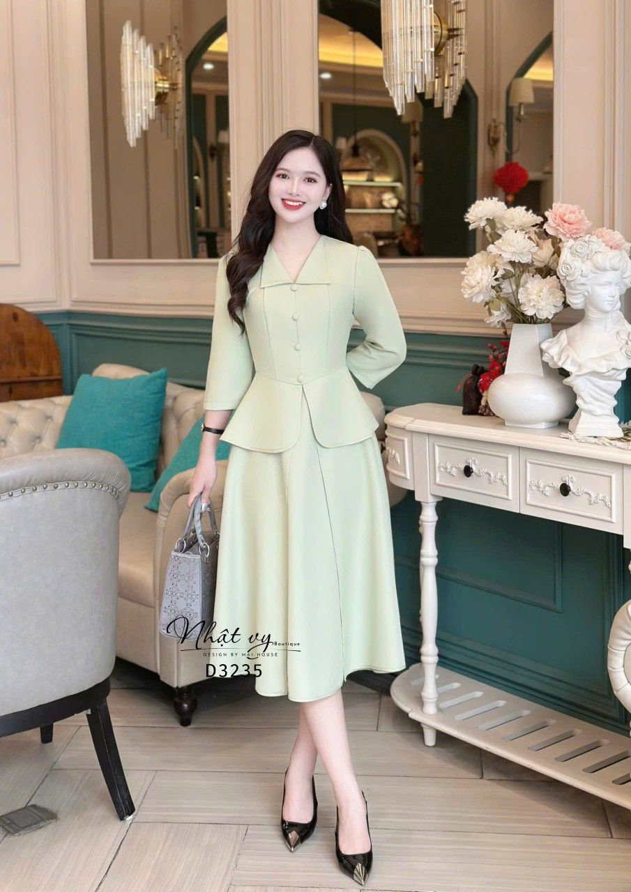 Đầm peplum cổ V bèo đính nút bọc - D3235