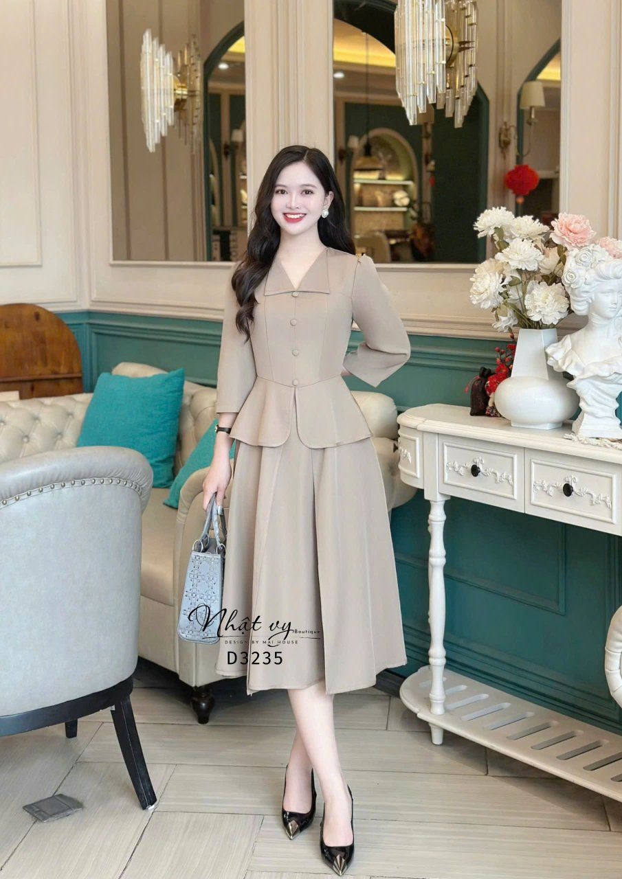 Đầm peplum cổ V bèo đính nút bọc - D3235