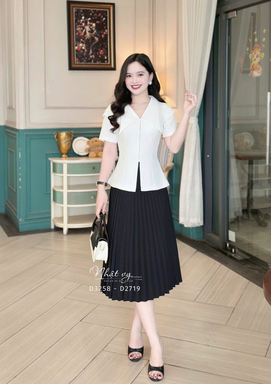 Áo cổ tim bèo tay xếp cách điệu - D3258