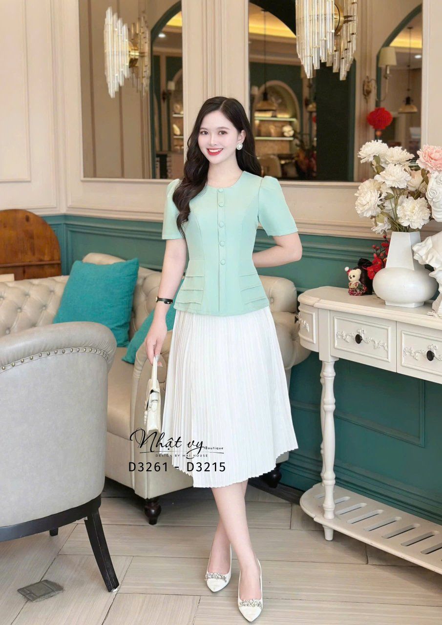 Áo peplum cổ tròn đính nút bọc - D3261