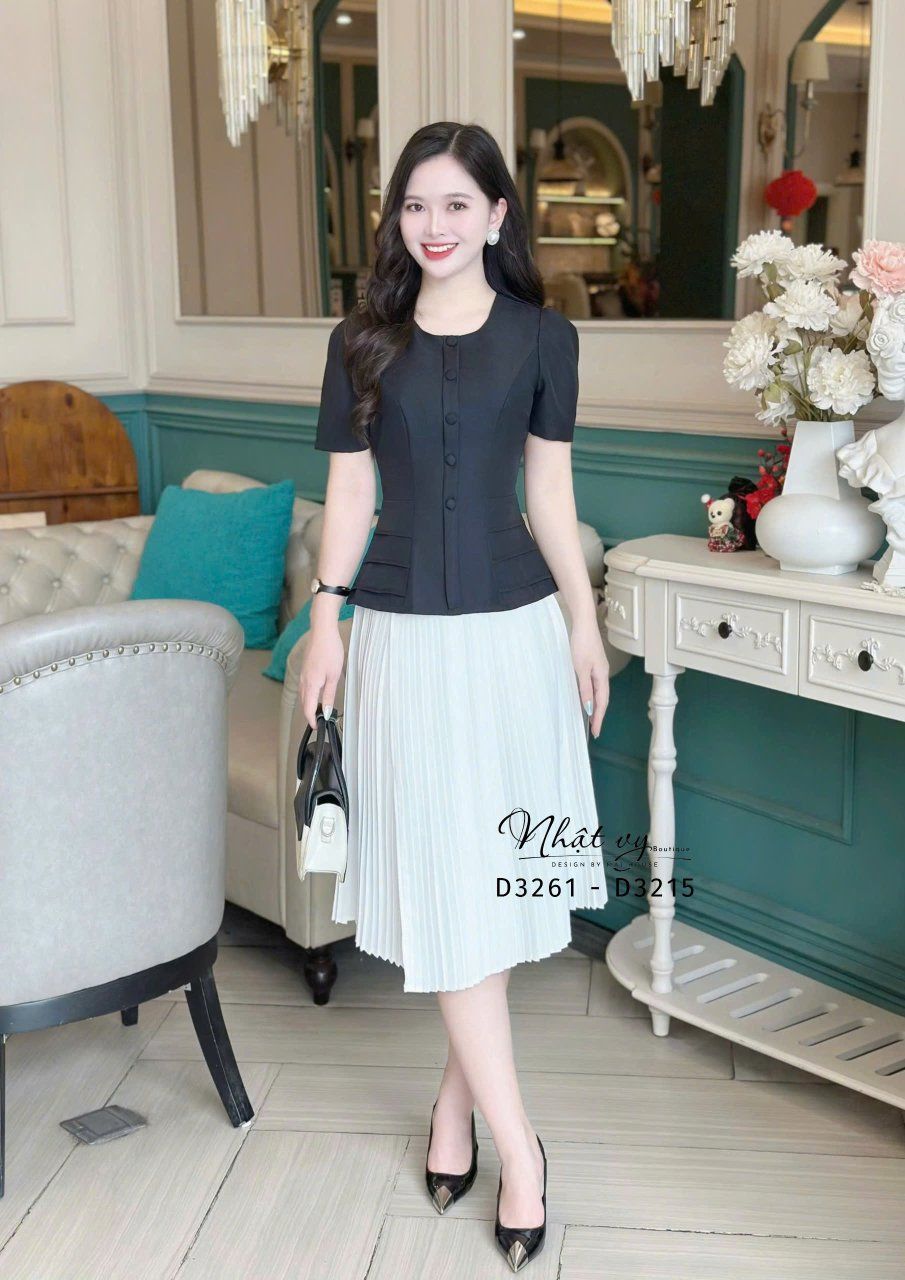 Áo peplum cổ tròn đính nút bọc - D3261
