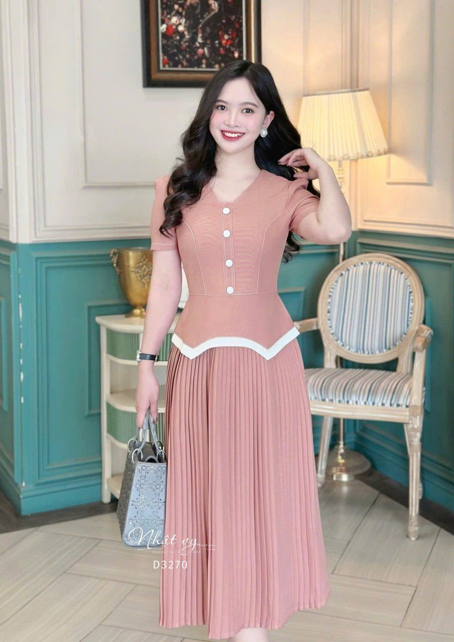 Đầm peplum viền chỉ cách điệu đính nút bọc - D3270