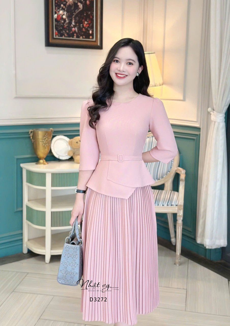Đầm peplum cổ tròn tay lửng form dáng ôm - D3272