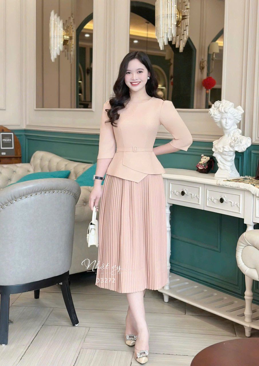 Đầm peplum cổ tròn tay lửng form dáng ôm - D3272