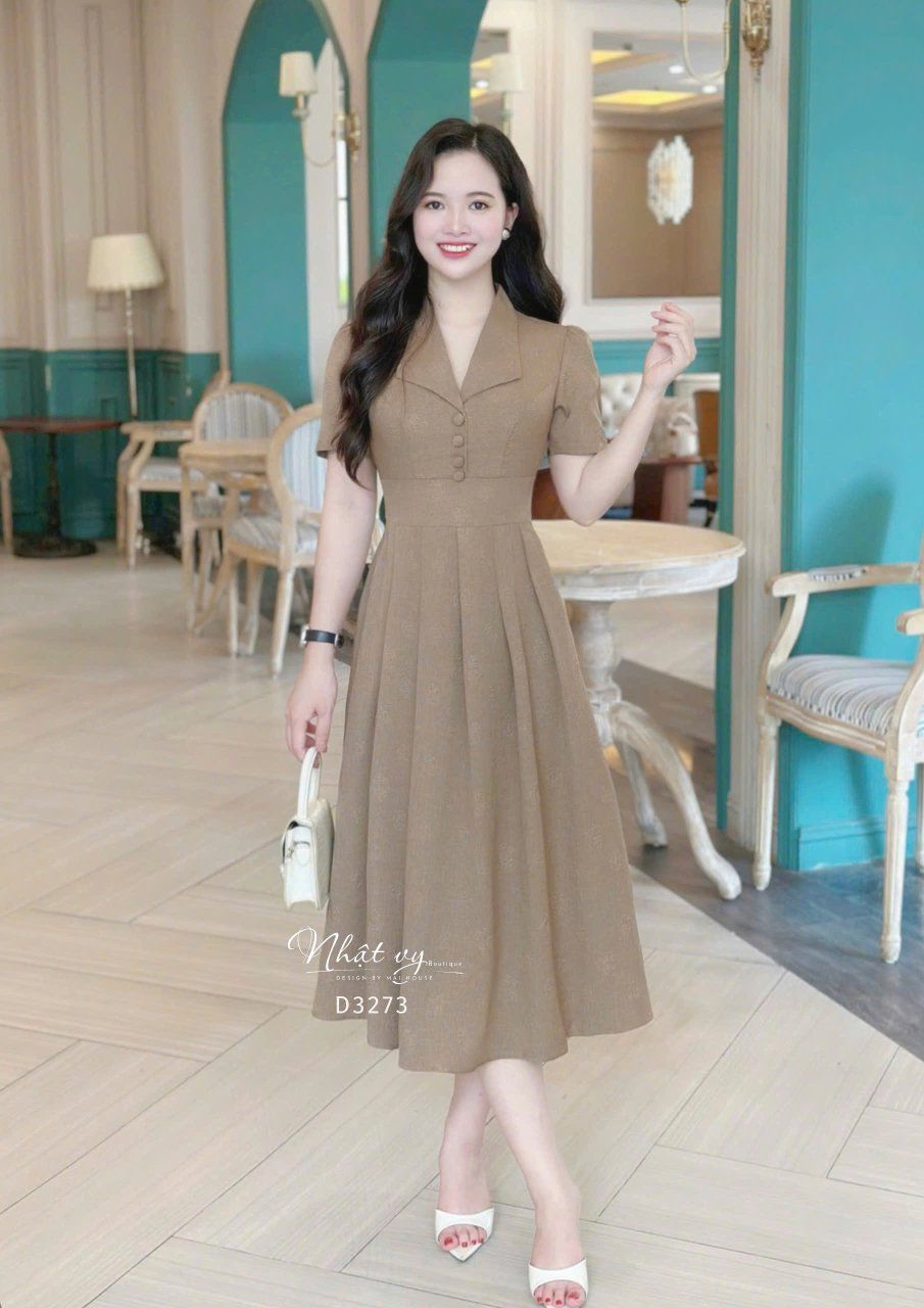 Đầm xốp hoa cổ V xếp ly đính nút bọc - D3273