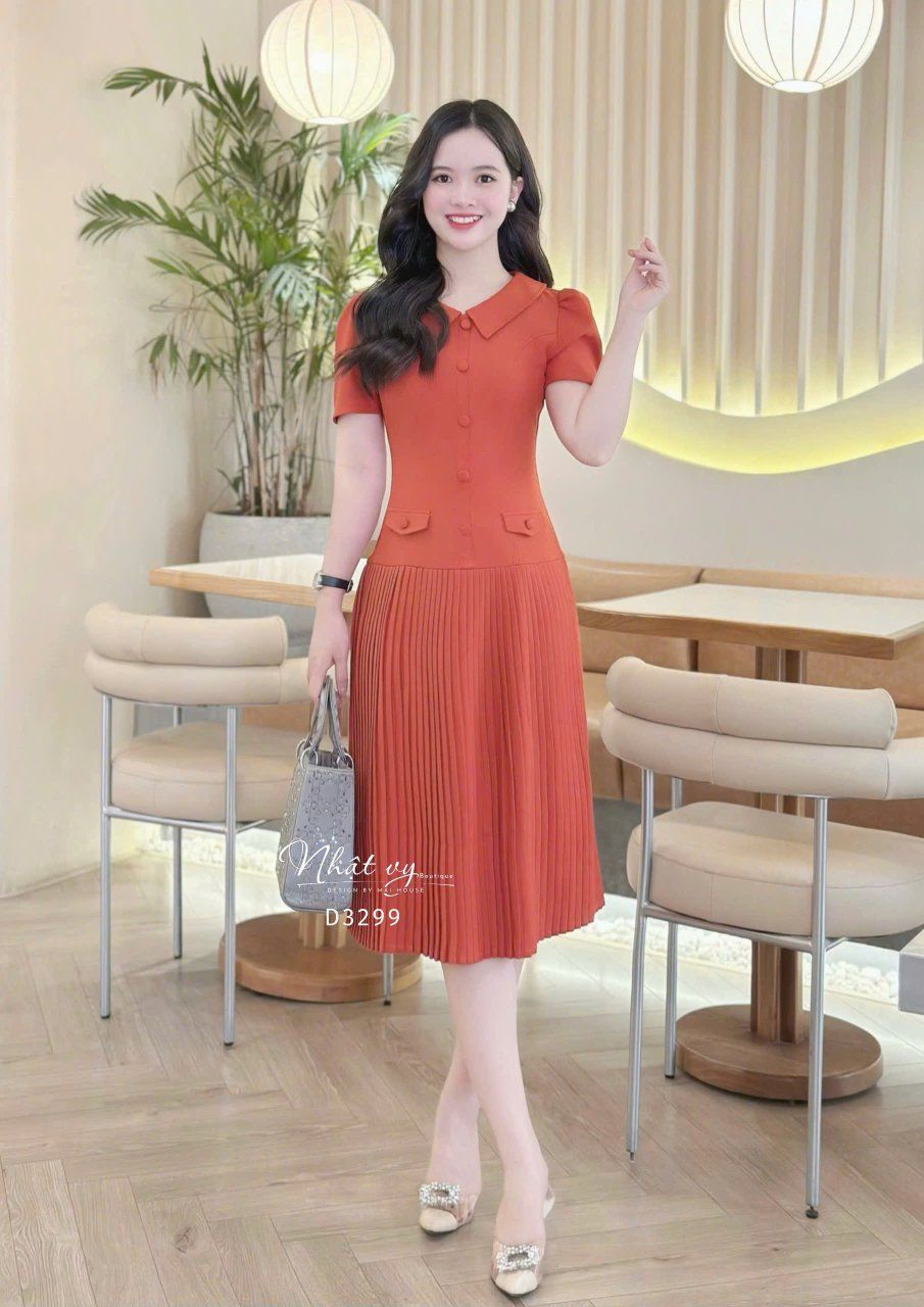 Đầm cổ tim đính nút bọc form dáng dài - D3299