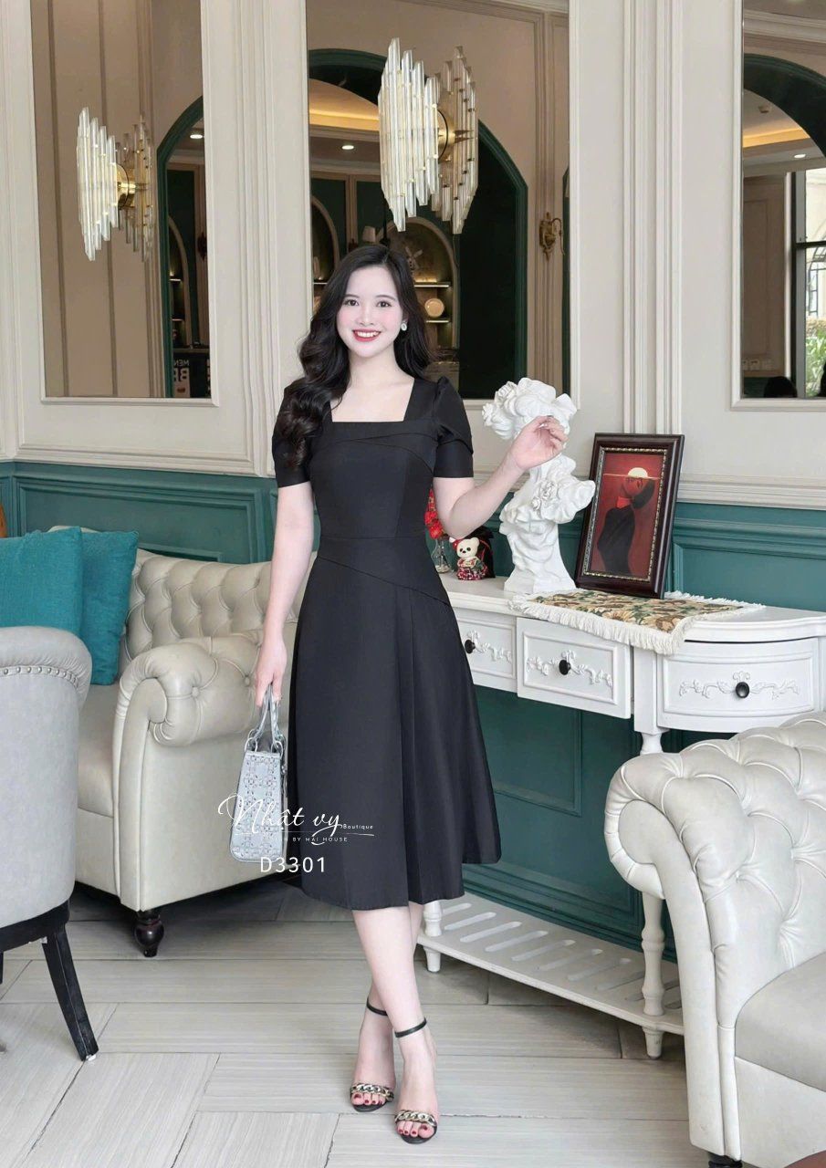Đầm cổ vuông xếp ly eo cách điệu form dáng ôm - D3301