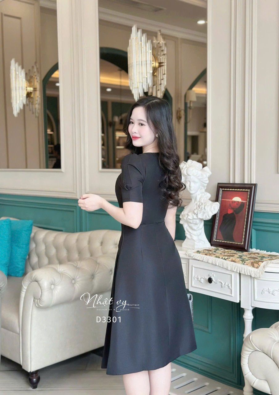Đầm cổ vuông xếp ly eo cách điệu form dáng ôm - D3301