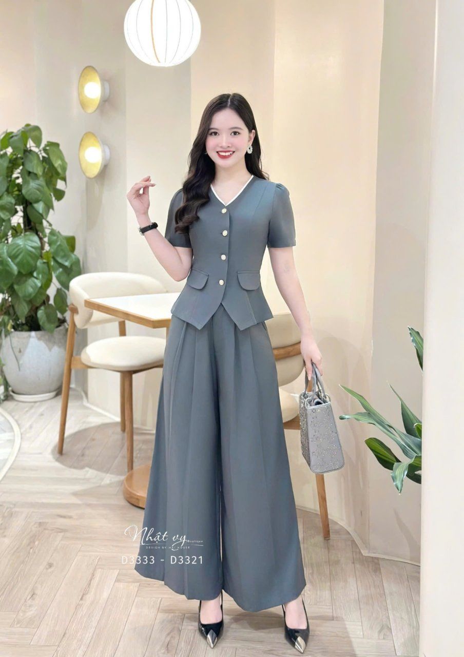 Áo peplum cổ tim đính túi giả - D3321