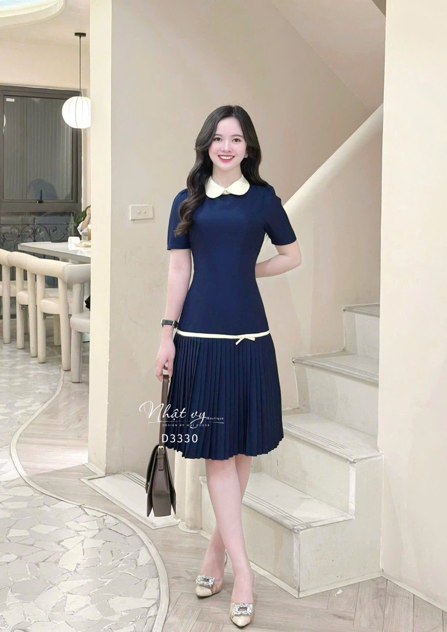 Đầm cổ tròn tà xếp ly phối viền nơ - D3330