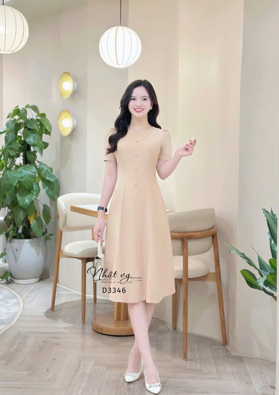 Đầm cổ tròn dáng ôm đơn giản đính cúc bọc - D3346