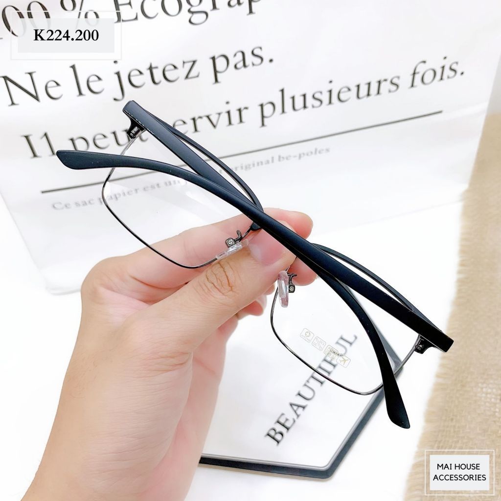 KÍNH CẬN TRÒNG VUÔNG VIỀN ĐEN - K224