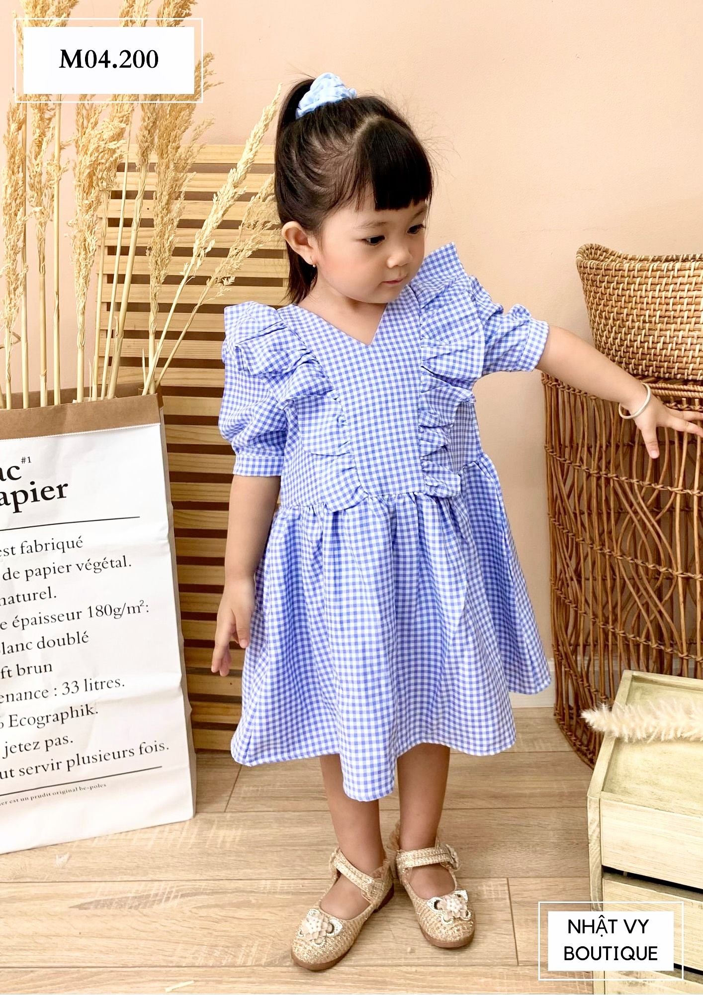 ĐẦM BÉ CARO CỔ V PHỐI BÈO M04