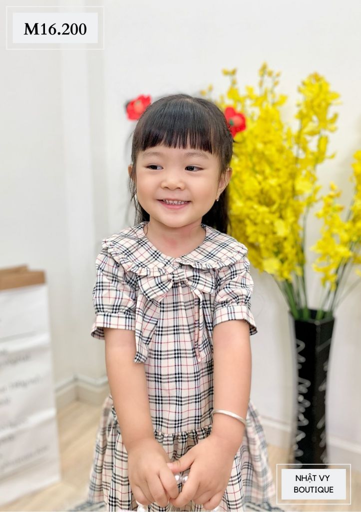 ĐẦM BÉ BUBERY CỔ XẾP BÈO M16