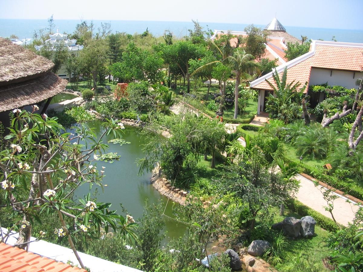 Long Hai Beach Resort