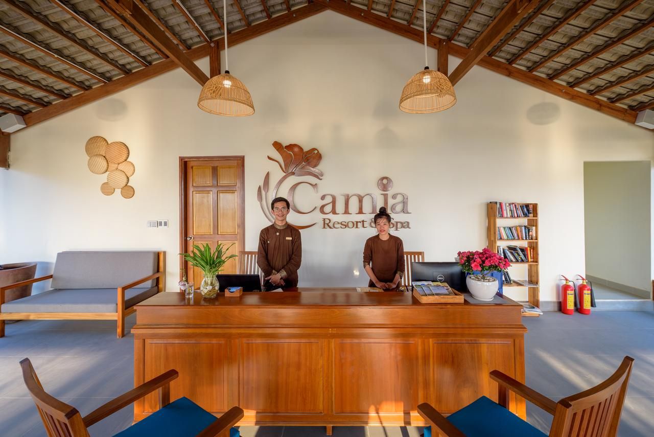 Camia Resort & Spa