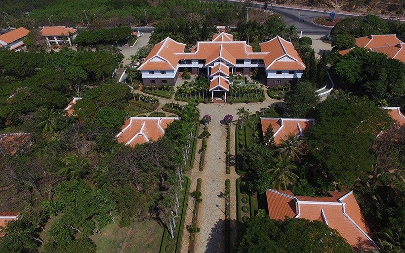 Long Hai Beach Resort