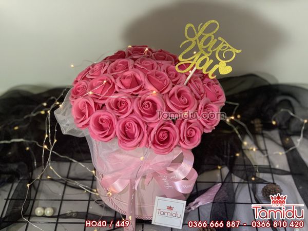 Hộp hoa sáp trụ tròn 40 bông màu hồng -Size trung