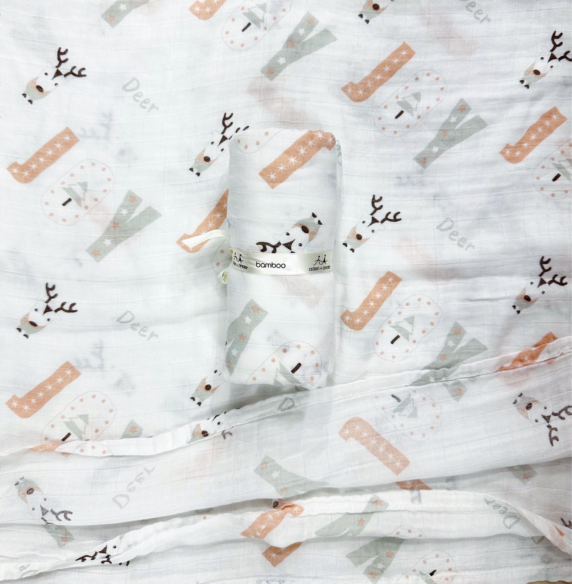 Khăn sợi tre muslin mềm mịn cho bé- Trắng chữ JOY K2