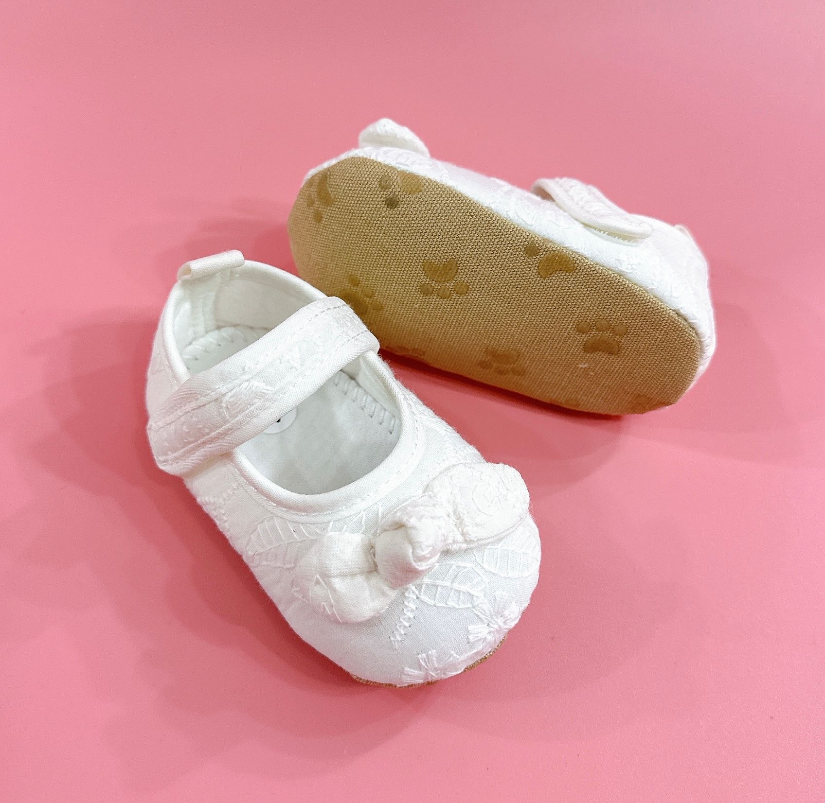 Giày tập đi thun mềm cho bé- Trắng nơ GT01