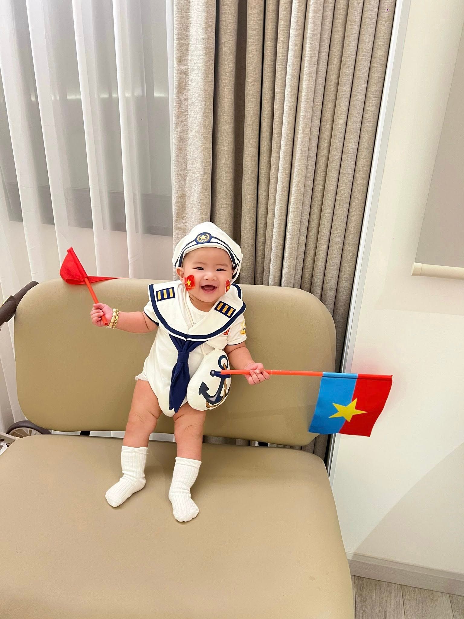 11-19kg Set body thủy thủ siêu ngầu cho bé- Set gồm bodysuit, nón, túi đeo chéo - set body hải quân 2/9