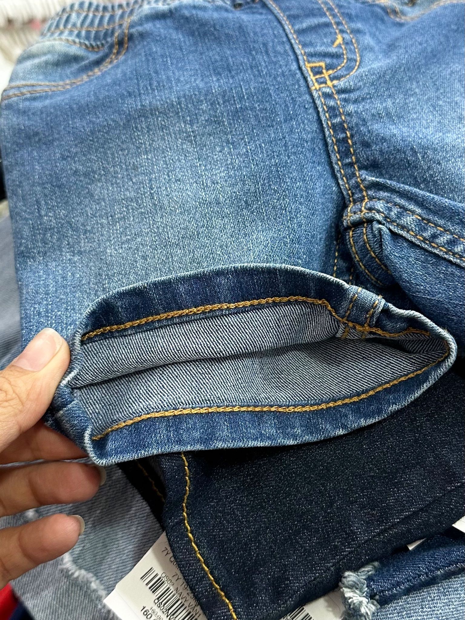 7-9kg 12M Quần short jaens L.v bé gái tăng đơ ẩn, lưng thun giả nút khóa- Xanh chỉ cam QS02